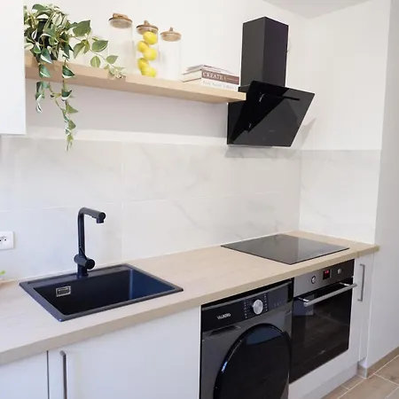 Le Sully Terrasse - Parking Prive - 5min Gare Rer Apartament Courcouronnes