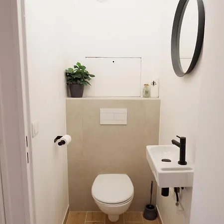 Apartament Le Sully Terrasse - Parking Prive - 5min Gare Rer